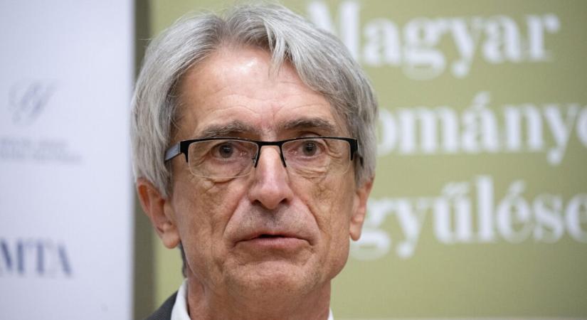Pósfai Mihályt választották a Magyar Tudományos Akadémia elnökévé