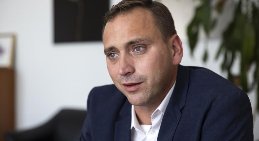 Hatszor akkora összeget kapott egyetlen rózsadombi fideszes képviselő kamualapítványa, mint az évi 300 ezer embernek programokat kínáló II. kerületi kultúrcég
