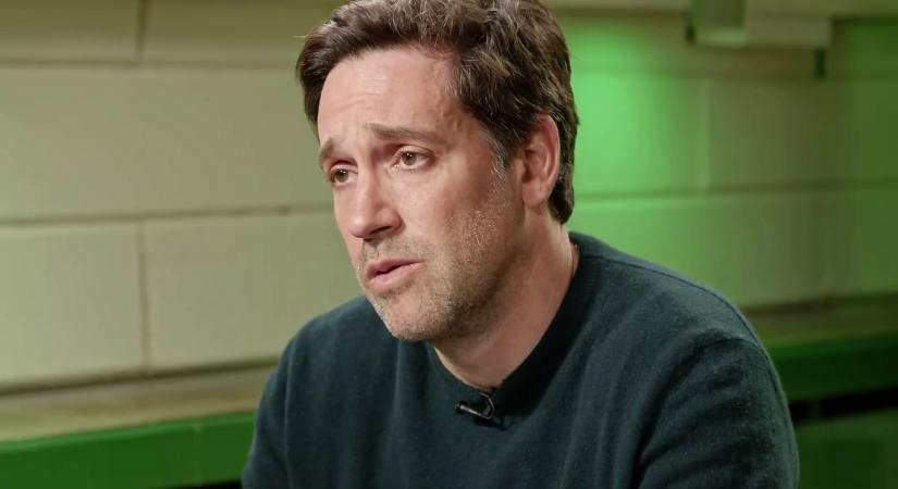 Balásy Gyula úgy siratja a közpénzen felhizlalt cégeit, hogy azok nélkül is bőven dőlnek hozzá a milliárdok