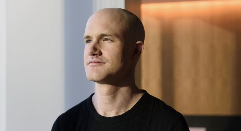 700 alkalmazottját küldi el a Coinbase az AI miatt, ez várhat a magyar munkavállalókra is