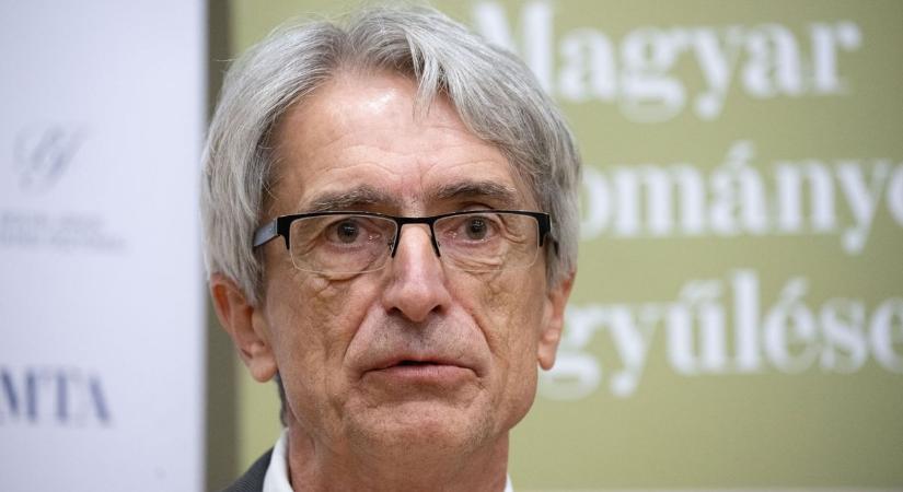Mindenki szombathelyi: az MTA új elnökéről gyerekkori kép is előkerült
