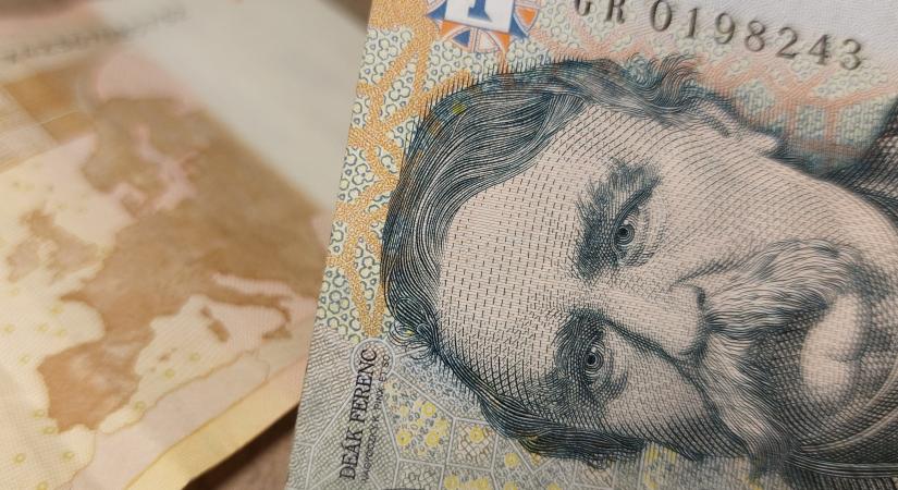 Elemében van a forint: iszonyú nagyot erősödött