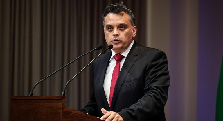 Latorcai Csaba reagált a Thália-előadás körüli botrányra, szerinte Radnai Márk nem hibázott