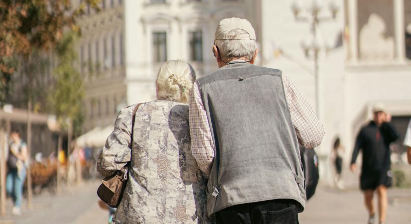 A 10 legjobb úti cél idősebb turistáknak: a magyarok 2 kedvence is felkerült a listára!