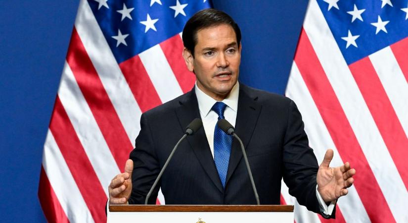 Hormuzi-szoros: Marco Rubio szerint az USA csak egy védekező hadműveletet folytat – "nincs lövöldözés, hacsak nem lőnek le minket"