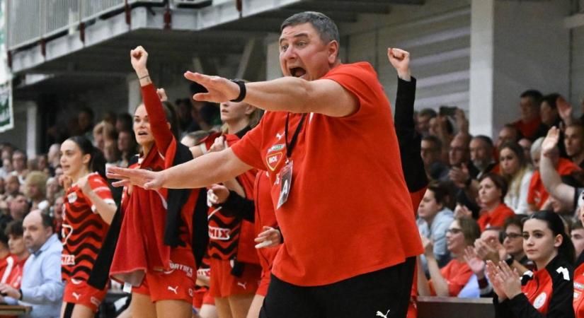 Elek Gábor: Nagy lehetőség kapujában állunk, ami történt, még mindig álomszerűnek tűnik