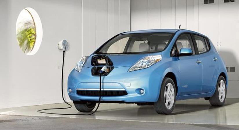 Menekül a Nissan? Csúnya intézkedésről szólnak a hírek