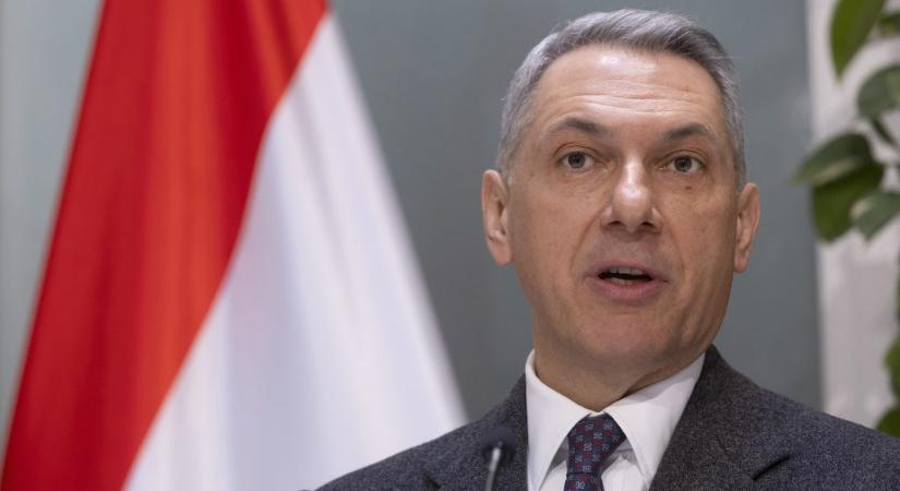 Lázár Jánost károkozóként citálják a bíróságra, amiért egy Mészáros-cég nem fizetett ki kétmilliárdot az alvállalkozójának