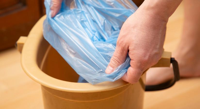 Elárum a nagyim titkát: ezt az egy dolgot dobd a szemeteszsák alá, és elfelejtheted a takarítást