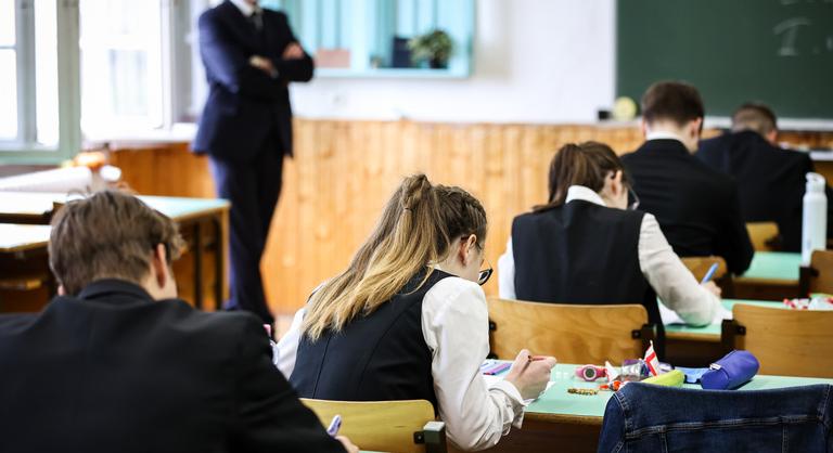 Befutottak a matekérettségi hivatalos megoldásai