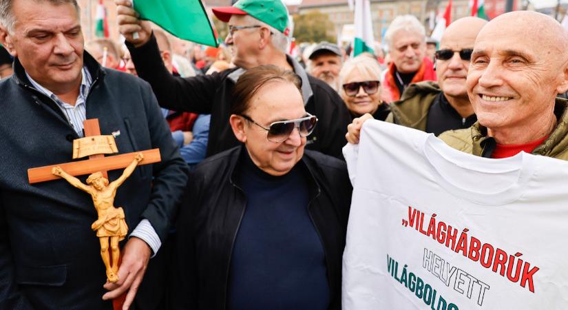 „Napfényben utazó jövendőt” prognosztizált NKA-s pályázatában Pataky Attila, ötmilliót kapott
