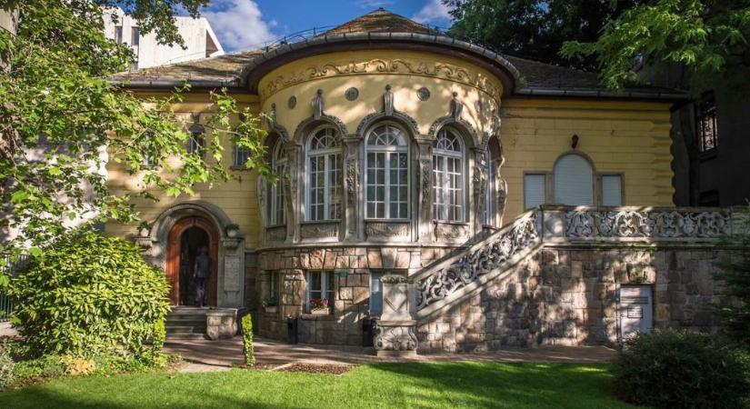 A főváros szerint jobb lesz a védett Ádám-villának, ha emeletet építenek rá