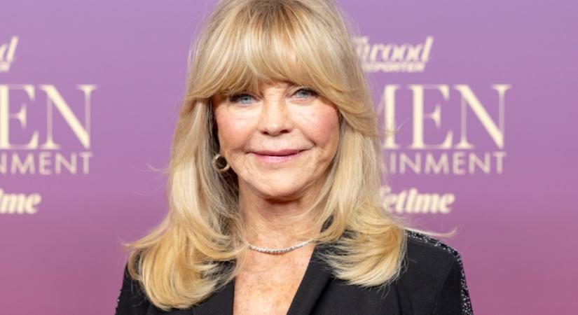 A 80 éves Goldie Hawn olyan szettben jelent meg, hogy minden szempárt magára vonzott