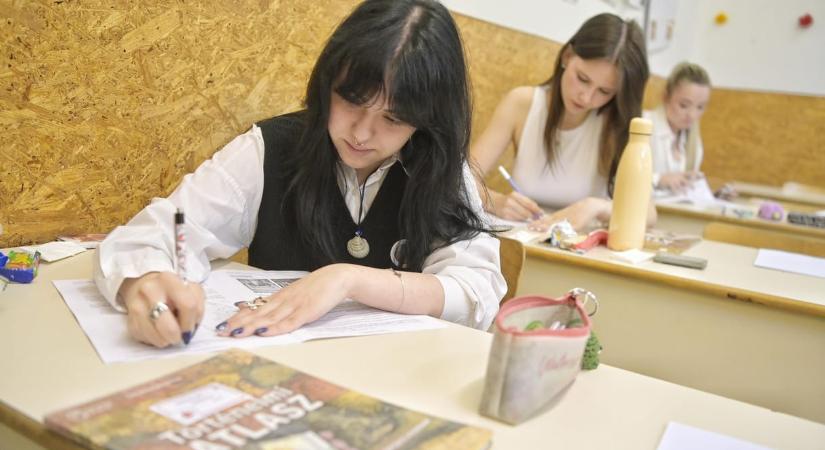 Honfoglalás, Kádár kultúrpolitikája, középkori egyház - ilyen feladatokat kaptak az érettségizők töriből