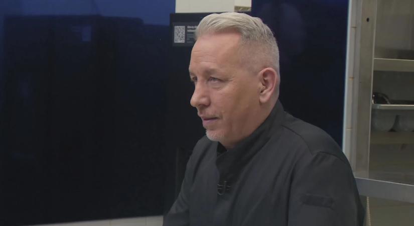 Sárközi Ákos két emberét is elküldte az étterem konyhájáról