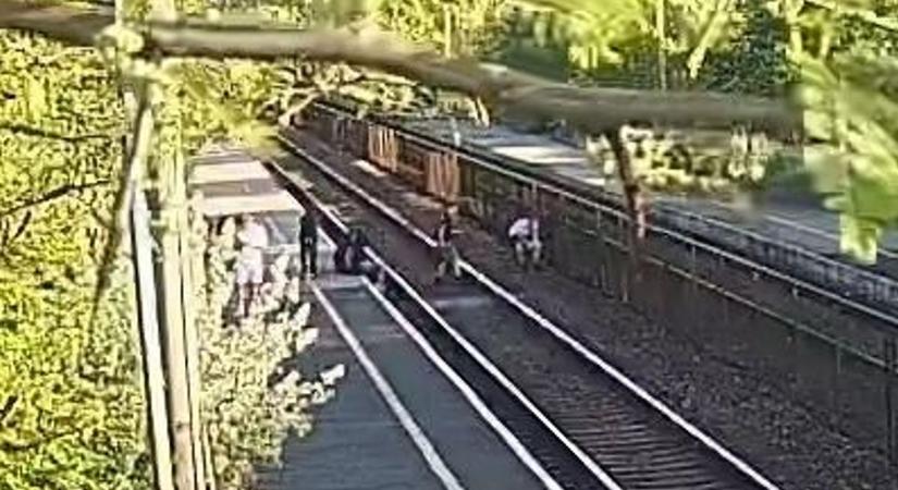 Sokkoló jelenetek a vasútnál: gyerekek a sínek között játszottak – amit a kamera rögzített, mindenkit megdöbbentett