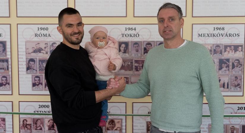 Itt az első fecske: újra Egerben a bajnokcsapat jobbátlövője