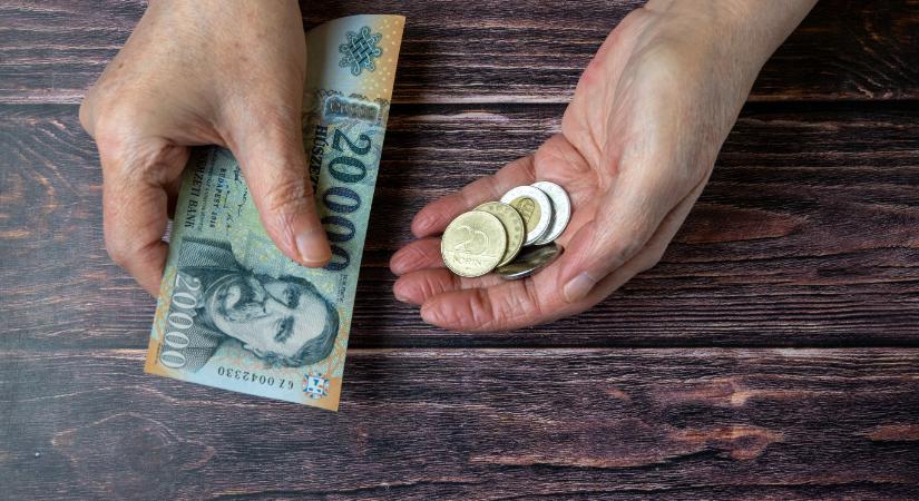 Négy éve nem látott szintre erősödött a forint, 360 forint alatt volt az euró ára