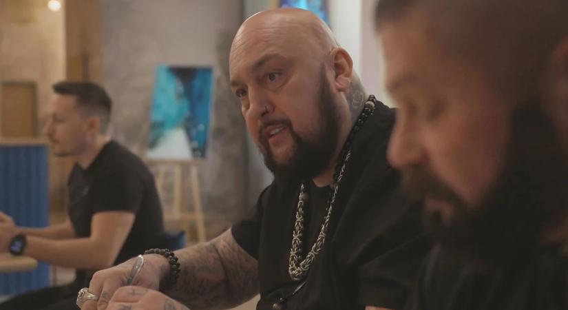 „A kis tacskóm megenné” – a motorosok kevesellték Sárközi Ákosék apró adagjait