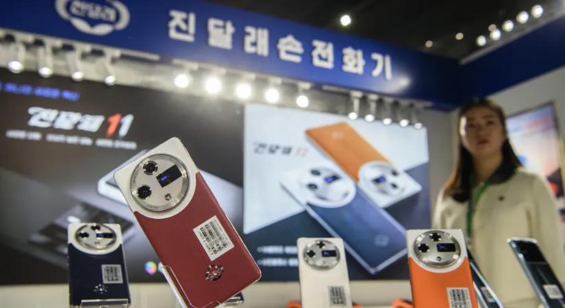 Bemutatták a legújabb észak-koreai telefonokat