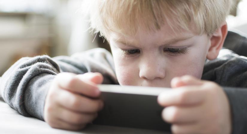 Digitális eszközök hatásai a gyermekek körében – műhelybeszélgetés a kulturális központban