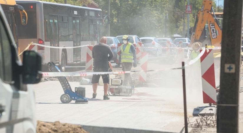 Dugók és felújítás Egerben: halad a 25-ös főút rekonstrukciója, de nő a feszültség az utakon
