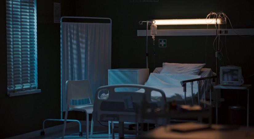 Megpróbáltak kifosztani egy alvó beteget a miskolci kórházban