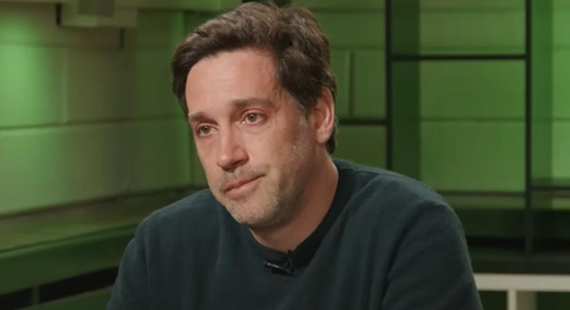 Balásy állításával szemben cégei aktívan közreműködtek a kékplakátos kampányok tervezésében