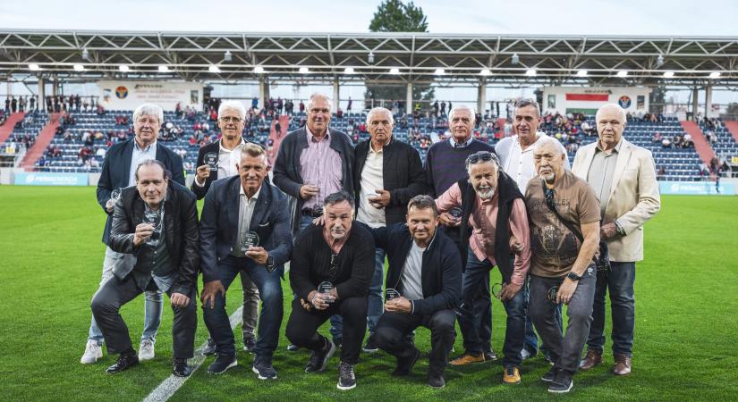 Vasas: A legendás kupagyőztes csapatot ünnepelték - fotók, videó