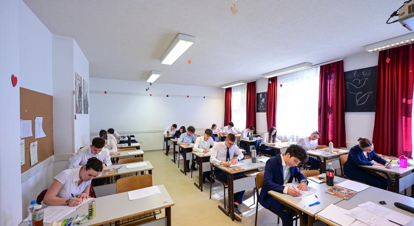 Rákosi, I. Károly és a náci ideológia: Megvannak a történelemérettségi első részének nem hivatalos megoldásai