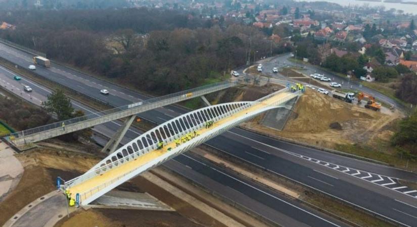 Teljes pályazár az M7-esen - ha a Balatonra indulsz, ezt jó, ha tudod