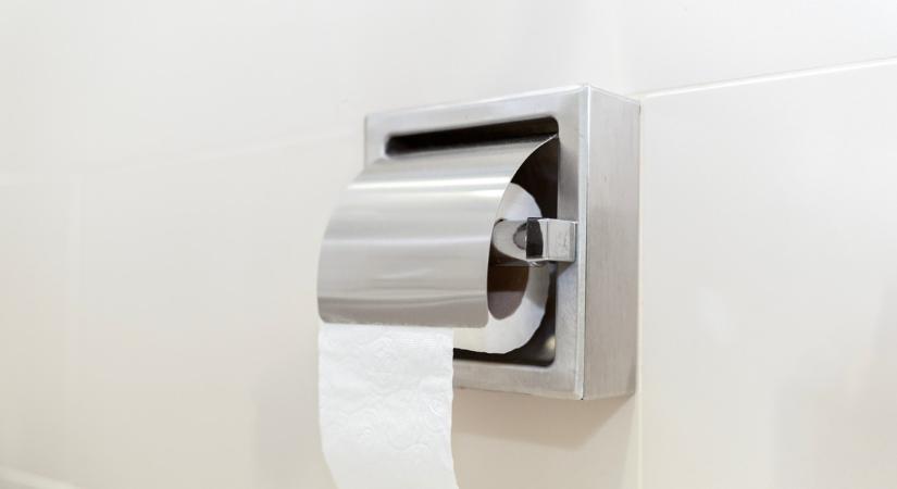 Rosszul akasztjuk fel a WC-papírt - csak egy helyes módszer létezik, egyébként bajba kerülhetnek