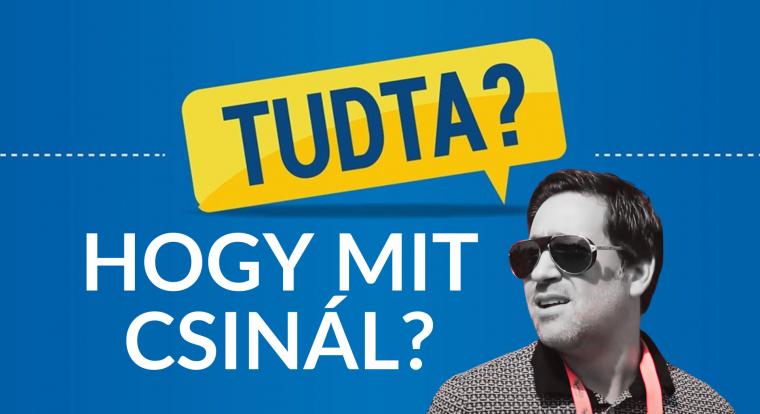 A világ legkisebb hegedűje kíséri, ahogy a NER plakátosa könnyek között mond le a birodalmáról