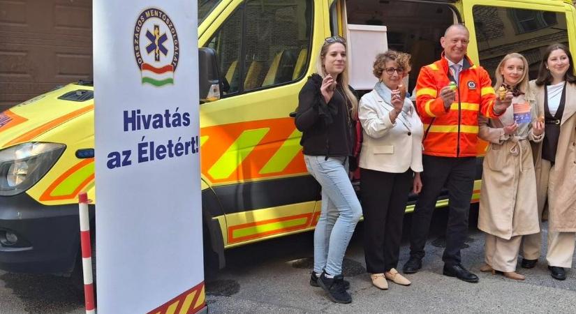 Győrfi Pál bejelentette: különleges magyar csodafegyvert vetnek be a mentőautókban a gyerekekért