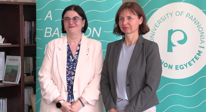 Vezetőváltás és dinamikus fejlesztések a kampuszon