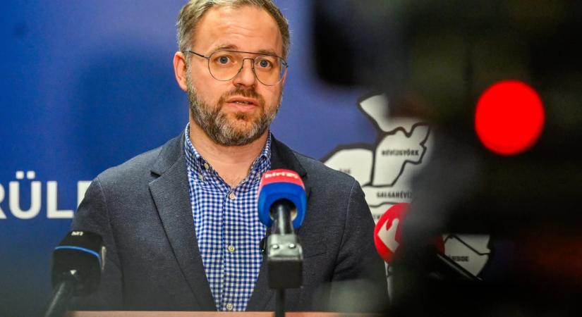A bukott kampányért felelős Orbán Balázs feladja egyik pozícióját