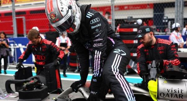 Kaotikus hétvégével indult McNish Audi-főnöksége