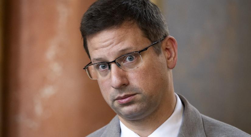 Gulyás Gergely attól fél, hogy „néhány korrupciógyanút felvető ügy” miatt boszorkányüldözés kezdődik