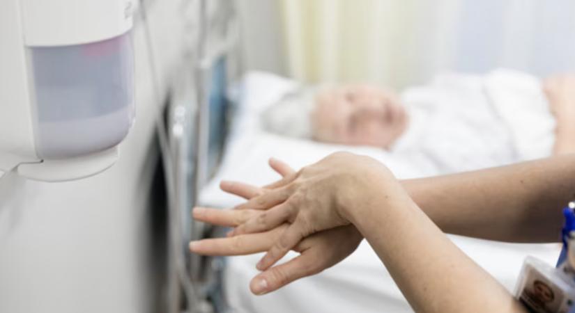 Megfelelő kézmosással akár 50%-kal csökkenthető a kórokozók terjedése az egészségügyi intézményekben
