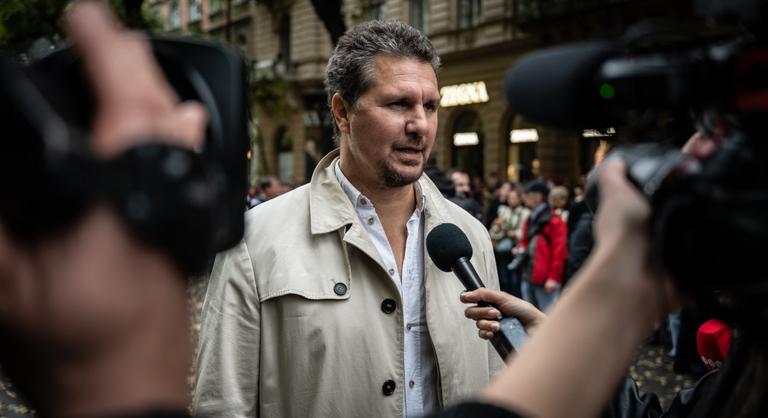 Beérett Nagy Ervin feljelentése, bilincsben vitték el a választási csalással gyanúsított férfit