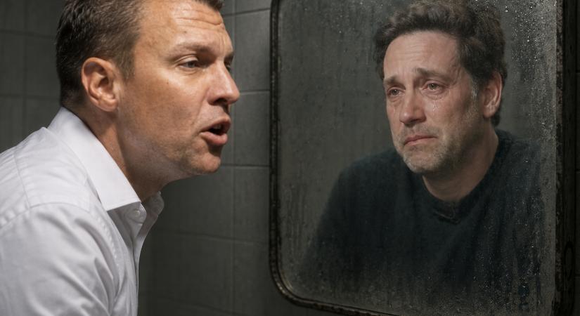 A tükör homálya - Szénási Sándor jegyzete