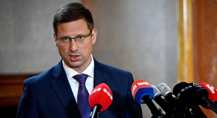 Gulyás Gergely: A Fidesz–KDNP mindenkit megvéd, akit az új hatalom alaptalanul rágalmaz (videó)
