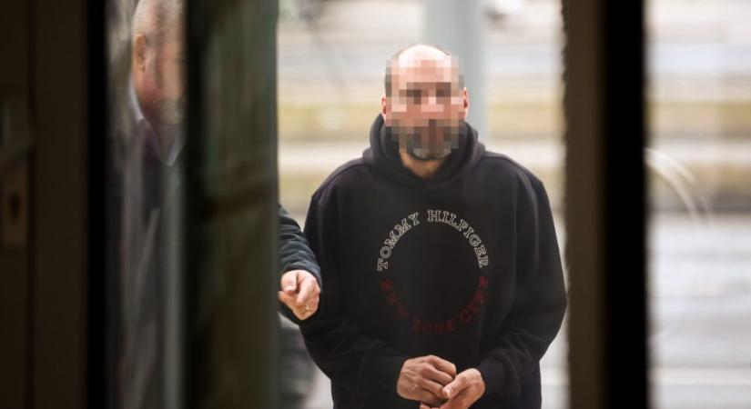 Két évet kapott a férfi, aki hagyta éhezni és halálra fagyni a daganatos betegséggel küzdő édesanyját