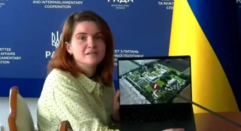 Hatvanpusztáról és a zebrákról mutogatott képeket egy ukrán képviselő az Európai Parlament ülésén