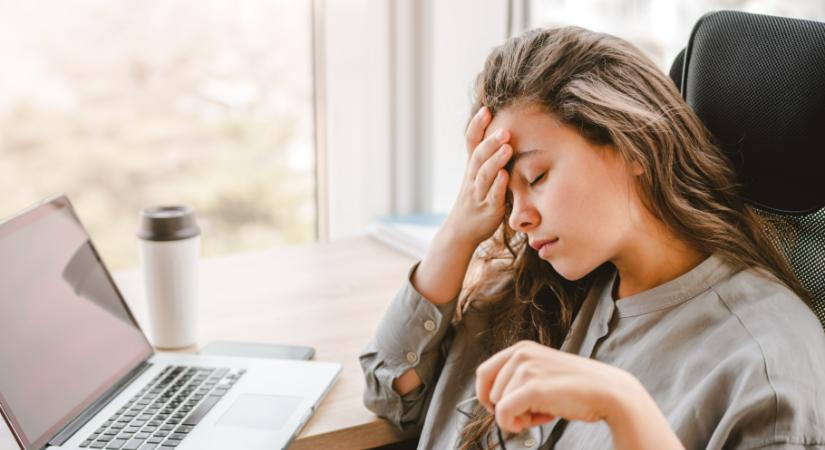 5 finom jel, hogy nem csak stresszes vagy, hanem érzelmileg teljesen kimerült