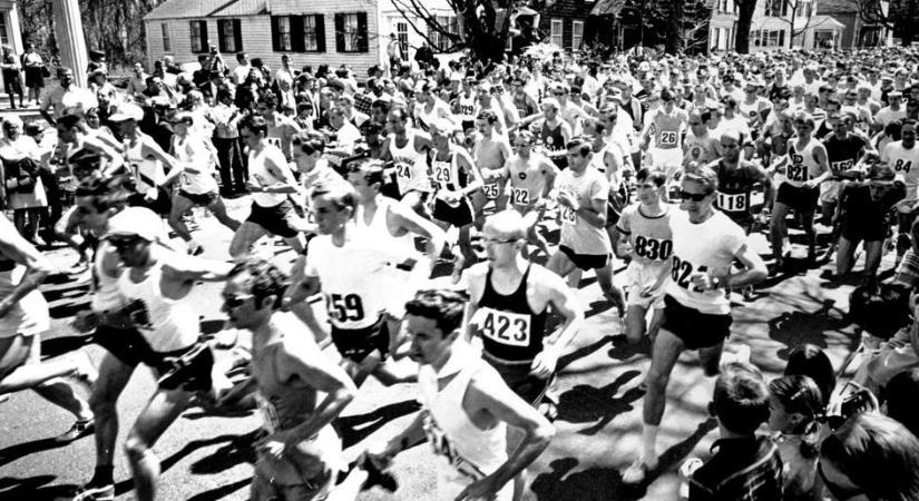 Rongyos cipőben futotta le a maratont a legendás sportoló: mindenki Tarzannak hívta