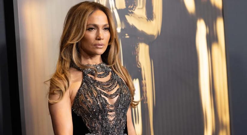 Jennifer Lopez hatalmas veszteséggel adja el álomotthonát – Kiderült, mennyit kér érte!