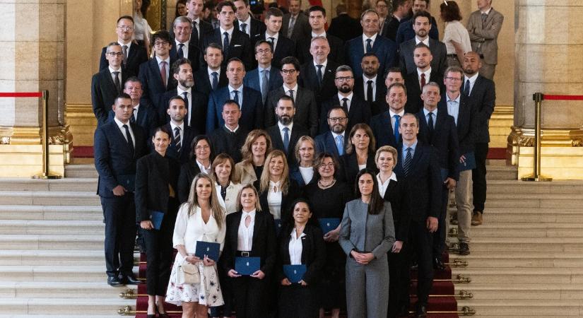 Tanulnak a tiszás képviselők