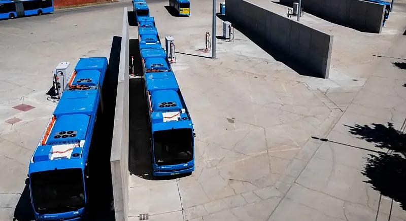 Megépült az egyik legnagyobb hazai villanybusz depó