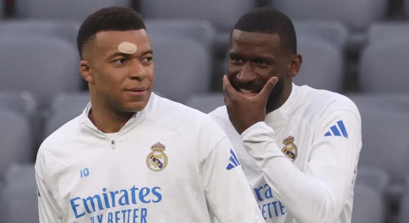 Nagy a baj a Real Madridnál, egymásnak ugrottak a sztárok az öltözőben